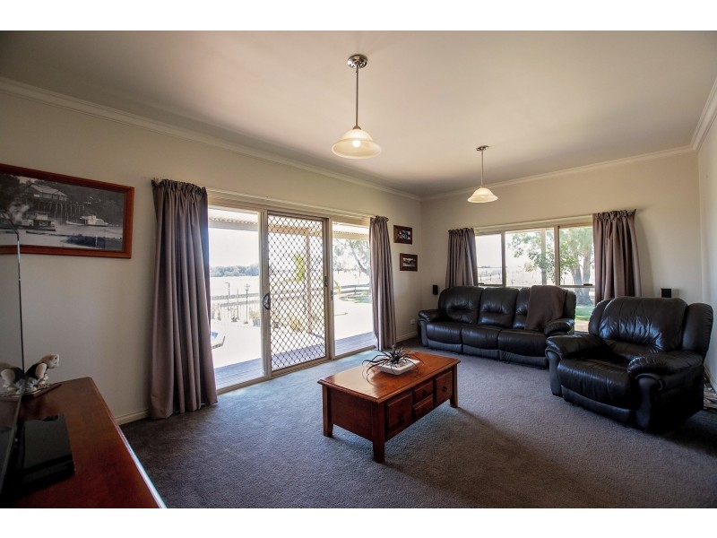 706 Simmie Road, Echuca VIC 3564