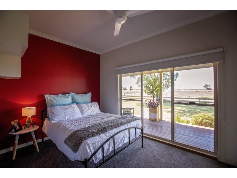 706 Simmie Road, Echuca VIC 3564