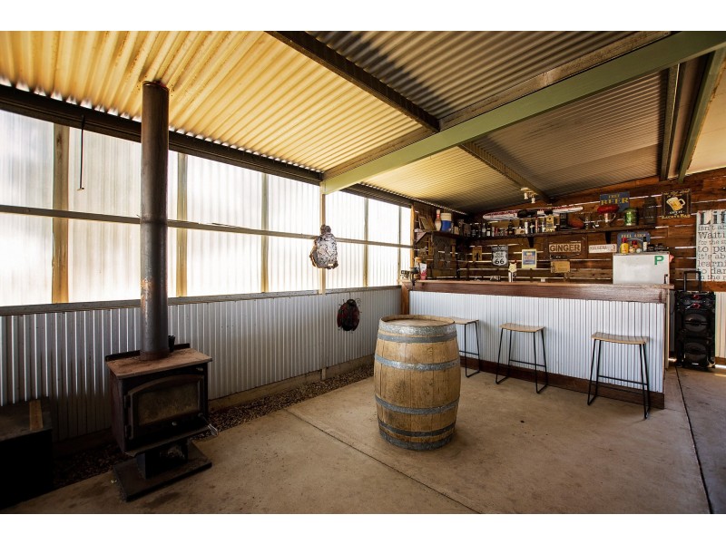 706 Simmie Road, Echuca VIC 3564