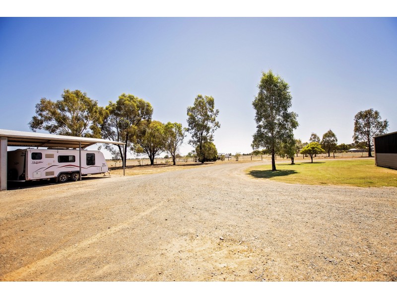 706 Simmie Road, Echuca VIC 3564