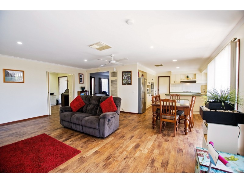 10 Emma Court, Echuca VIC 3564