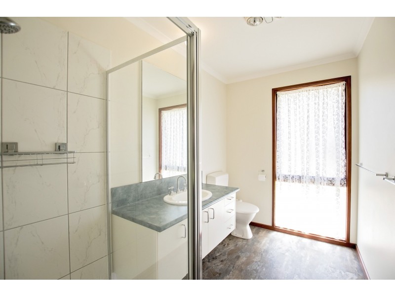 10 Emma Court, Echuca VIC 3564