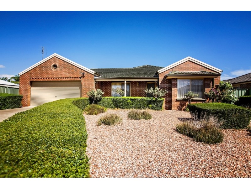 2 John Close, Echuca VIC 3564