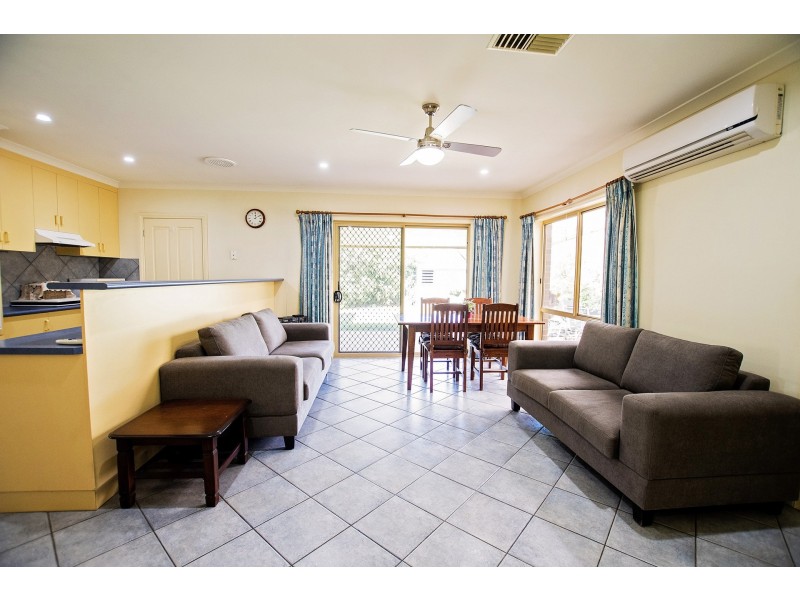 2 John Close, Echuca VIC 3564
