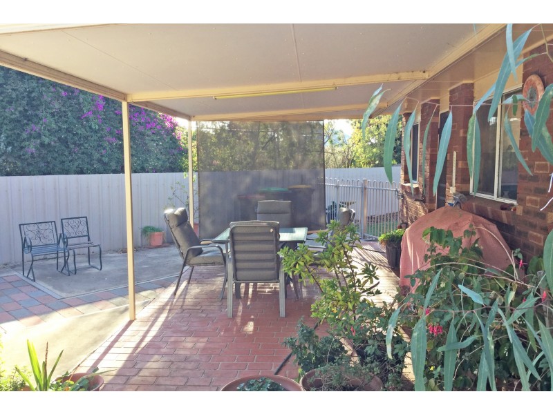 Unit 4/5 Mathoura Street, Mathoura NSW 2710