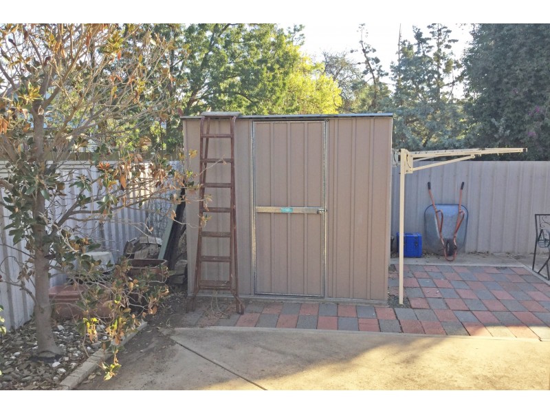 Unit 4/5 Mathoura Street, Mathoura NSW 2710