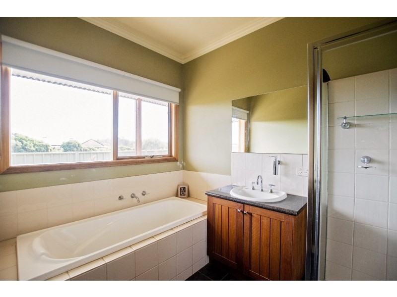 3 Grange Court, Echuca VIC 3564