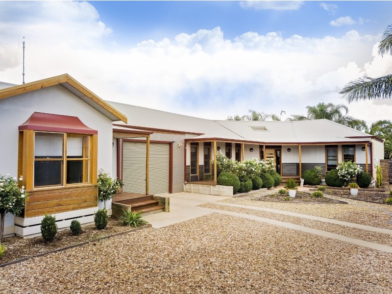 3 Grange Court, Echuca VIC 3564