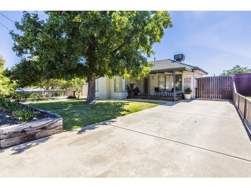 8 Cypress Street, Echuca VIC 3564