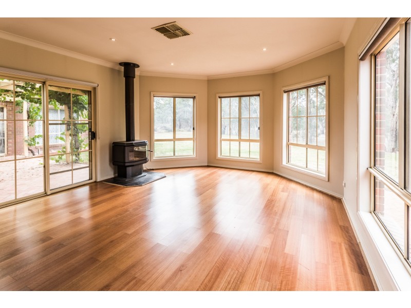 16 Murray Bank Drive, Echuca VIC 3564