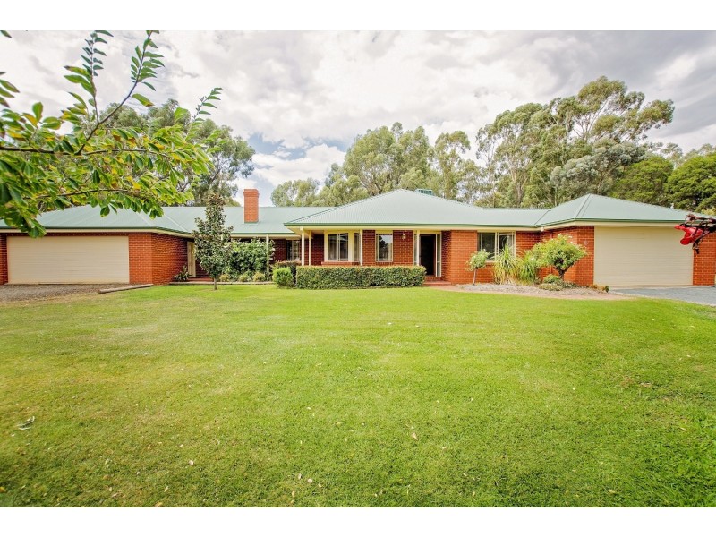 15 Charters Drive, Moama NSW 2731