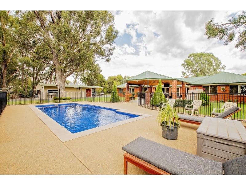 15 Charters Drive, Moama NSW 2731
