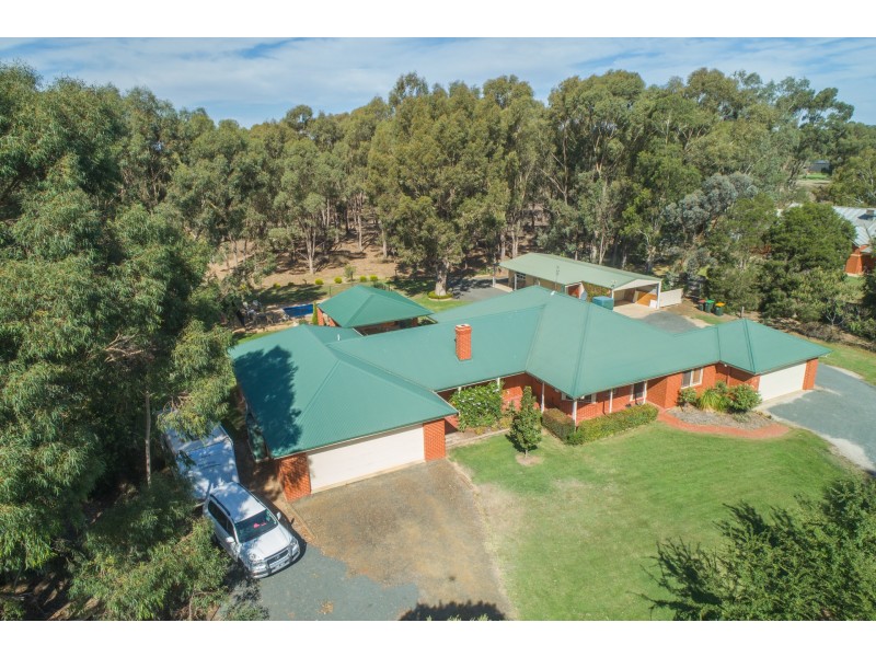 15 Charters Drive, Moama NSW 2731