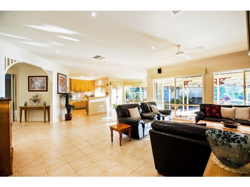 57 Murray Drive, Echuca VIC 3564