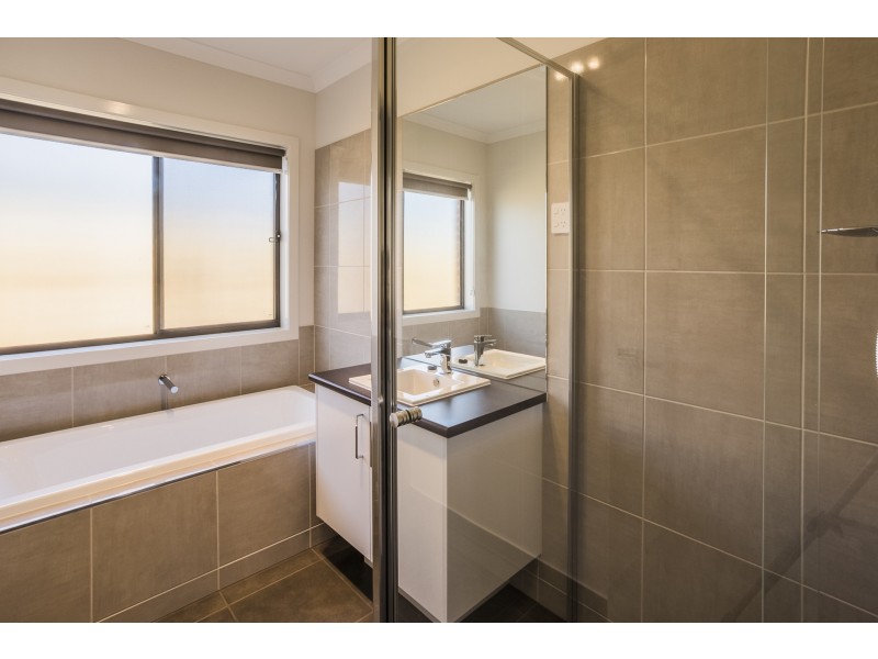 11 Marsanne Drive, Moama NSW 2731