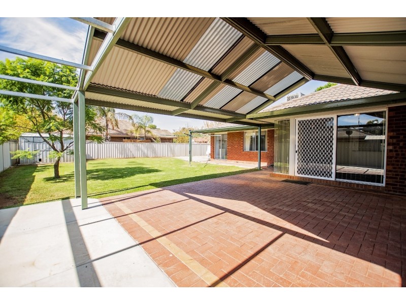 12 McLaren Drive, Moama NSW 2731