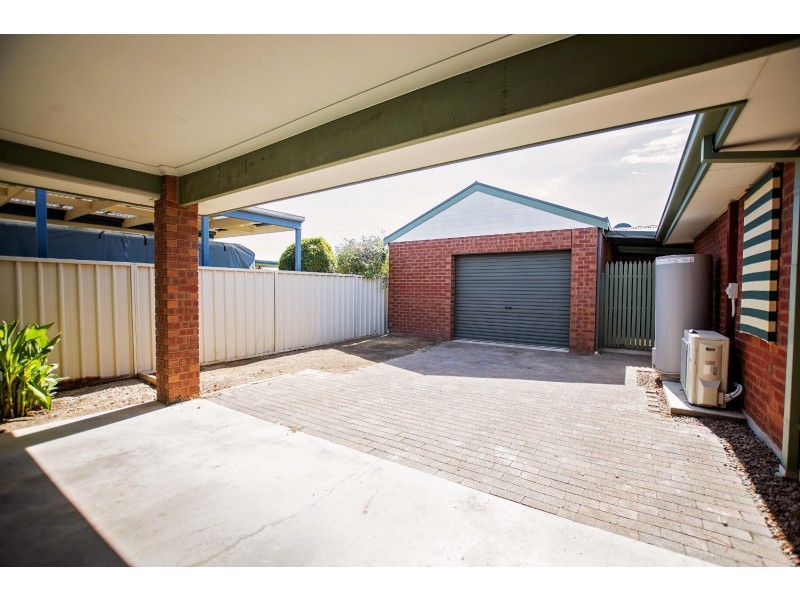12 McLaren Drive, Moama NSW 2731