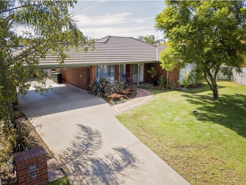 12 McLaren Drive, Moama NSW 2731