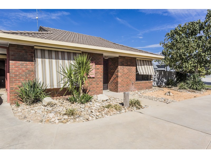 1/118 Sturt Street, Echuca VIC 3564