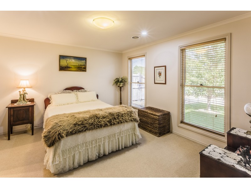 52 Shackell Street, Echuca VIC 3564
