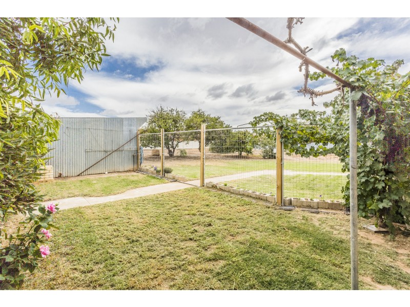 79-81 Campaspe Esplanade, Echuca VIC 3564