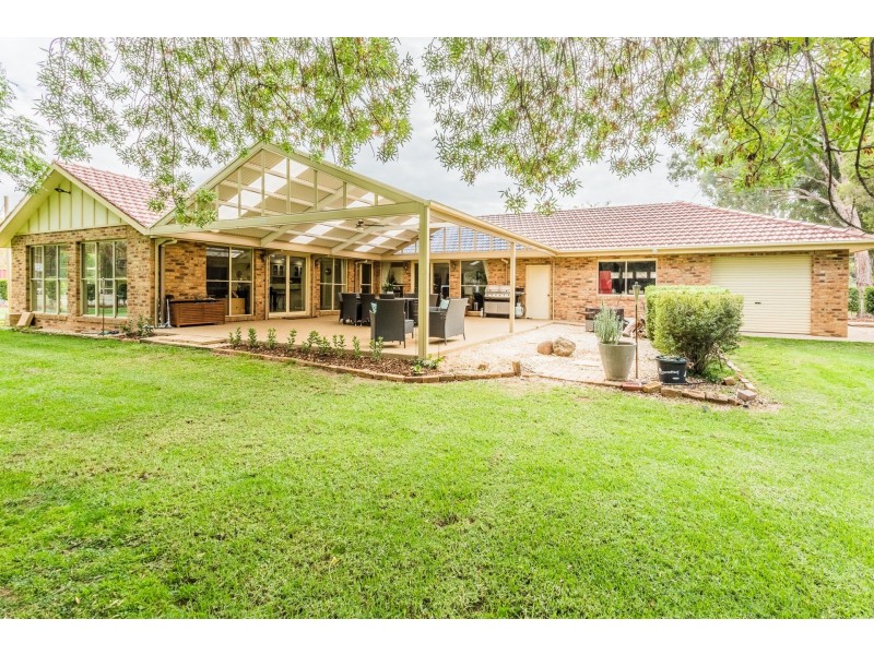 3 Maiden Smith Drive, Moama NSW 2731