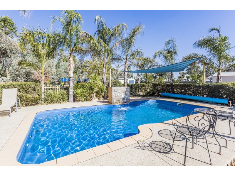 1 Coxon Place, Echuca VIC 3564