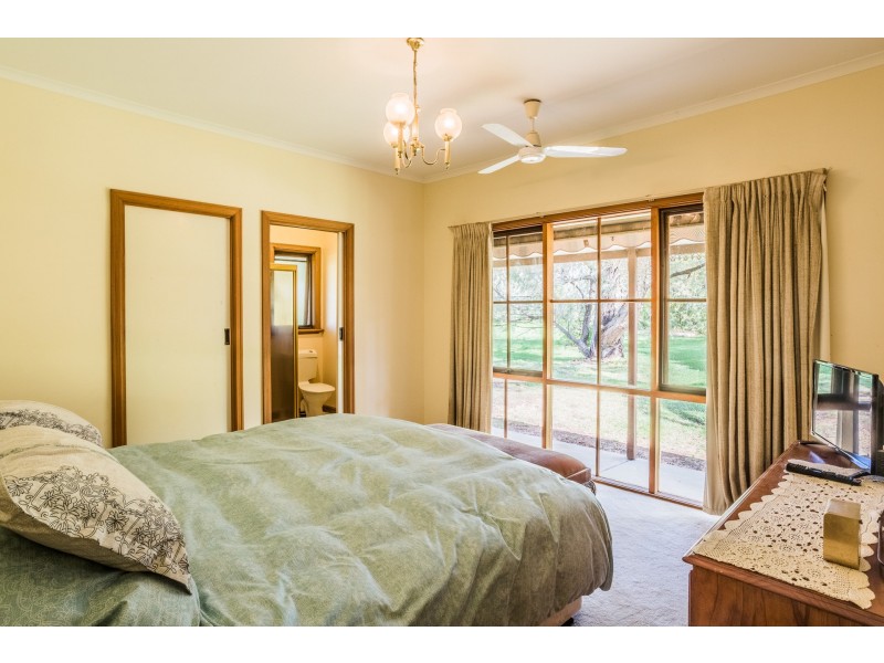 17 Maiden Smith Drive, Moama NSW 2731