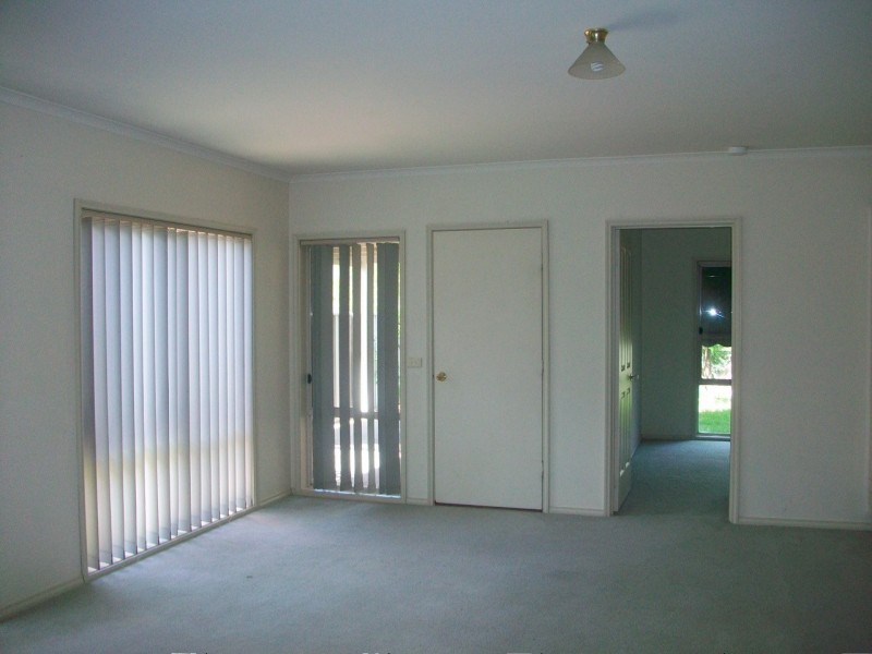 2/19 Barry Street, Echuca VIC 3564