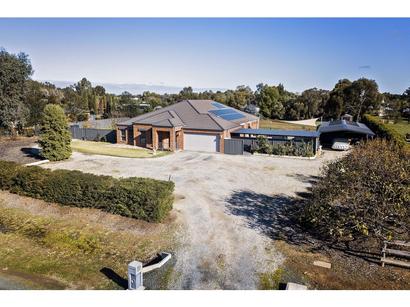 59 Chelsworth Drive, Echuca VIC 3564
