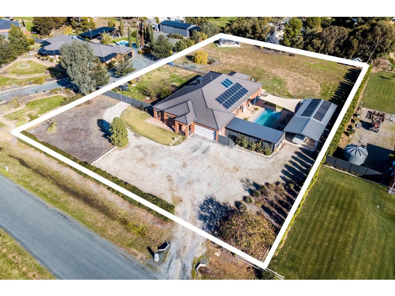 59 Chelsworth Drive, Echuca VIC 3564