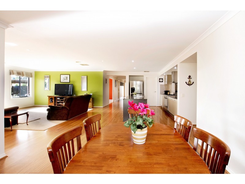 59 Chelsworth Drive, Echuca VIC 3564