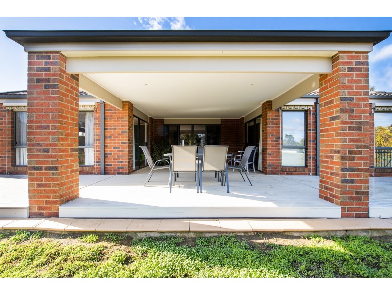 59 Chelsworth Drive, Echuca VIC 3564