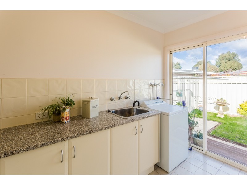 3/2 Lomond Court, Moama NSW 2731