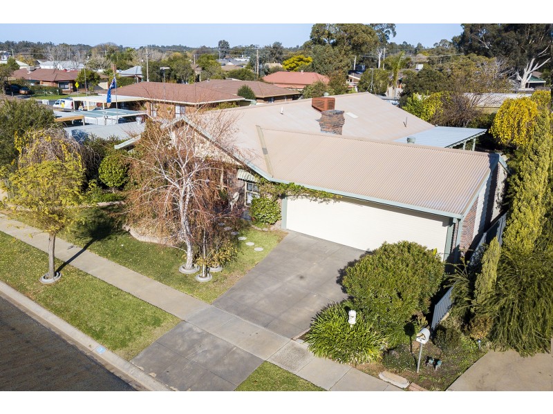 1 Iluka Avenue, Moama NSW 2731