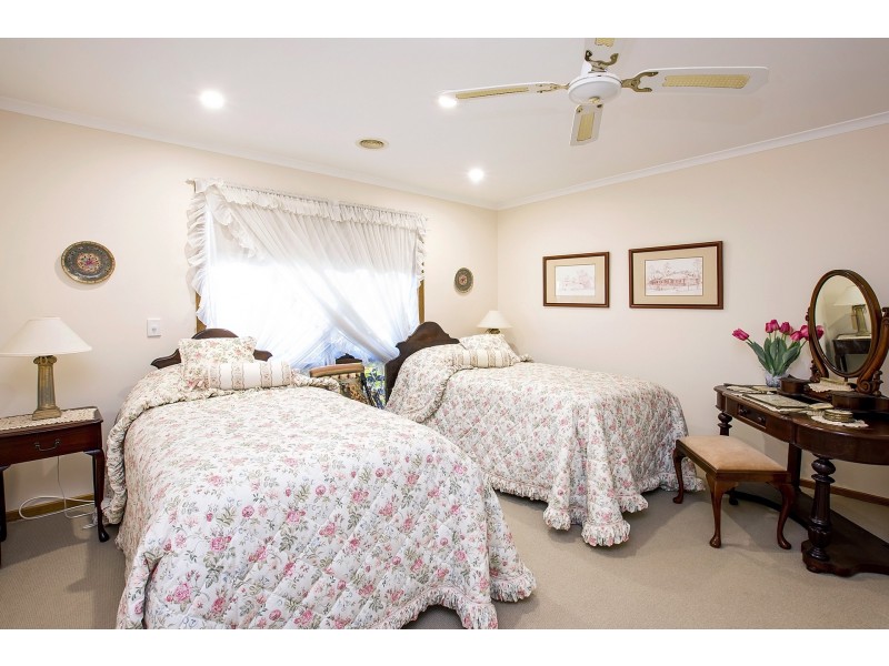 1 Iluka Avenue, Moama NSW 2731