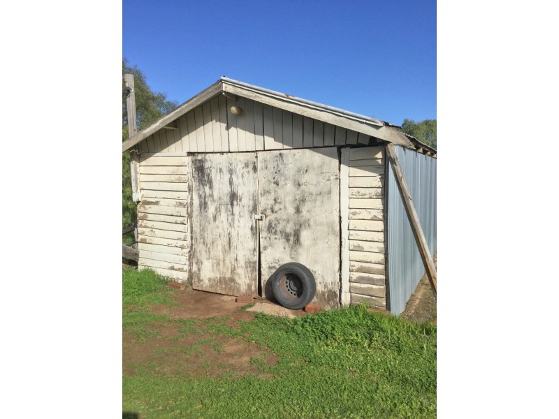 11 Conargo Street, Mathoura NSW 2710