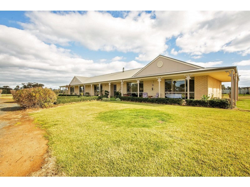 399 Twenty Four Lane, Moama NSW 2731
