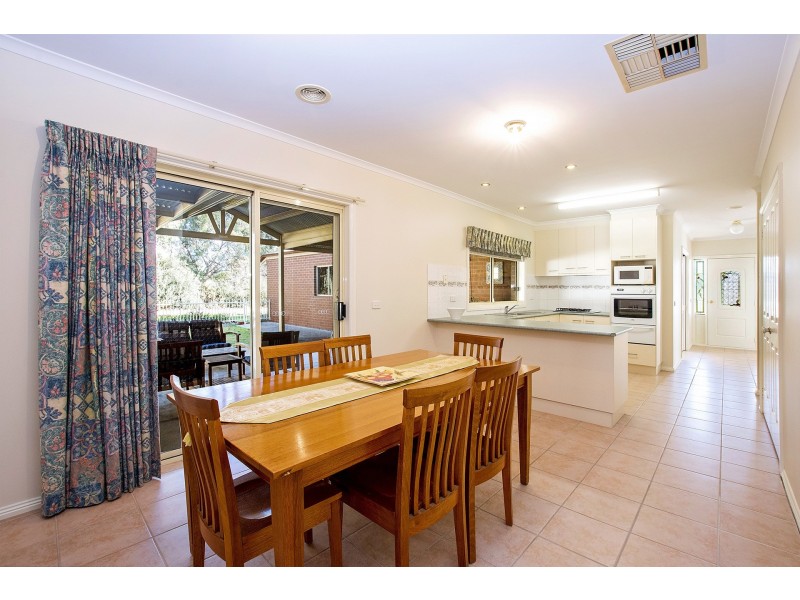 2 Fawkner Court, Echuca VIC 3564