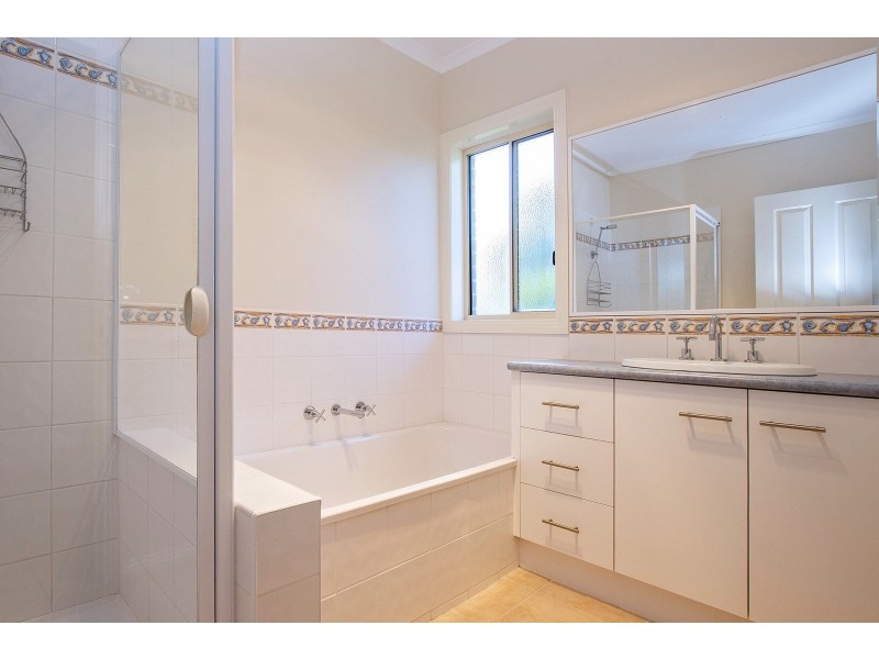 2 Fawkner Court, Echuca VIC 3564