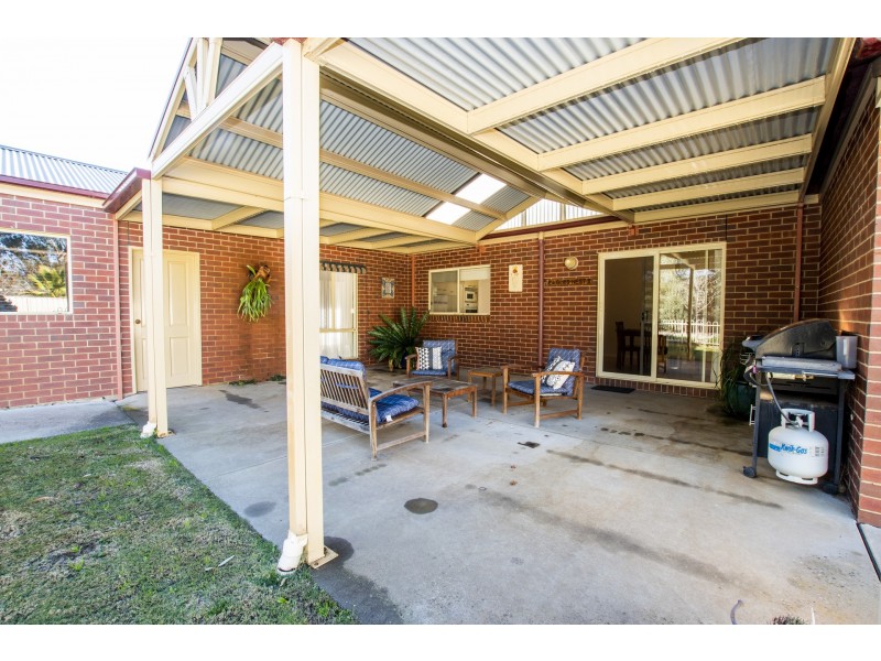 2 Fawkner Court, Echuca VIC 3564