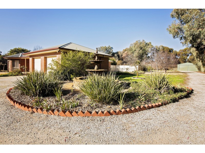 2 Fawkner Court, Echuca VIC 3564