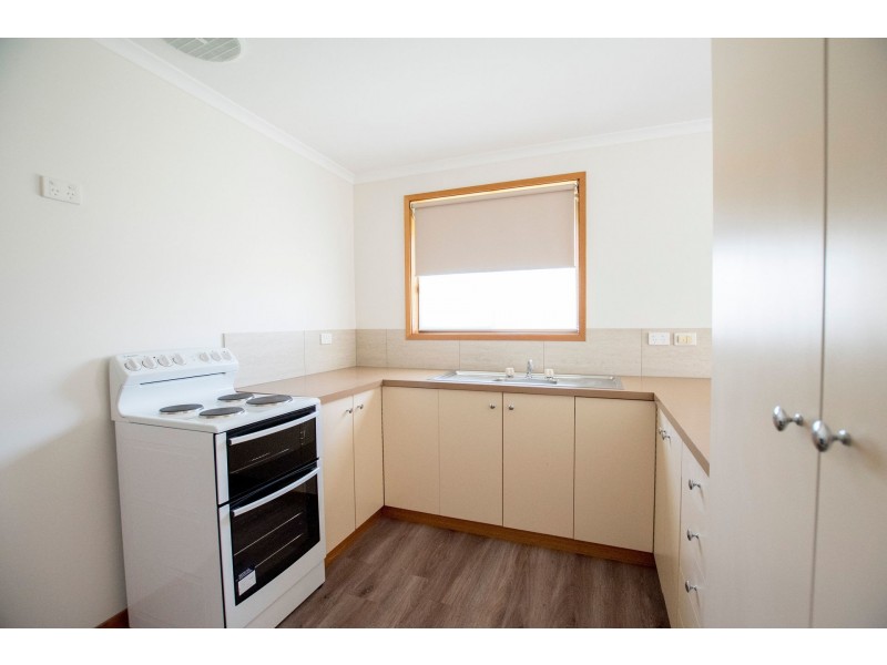 1/30 Premier Street, Echuca VIC 3564