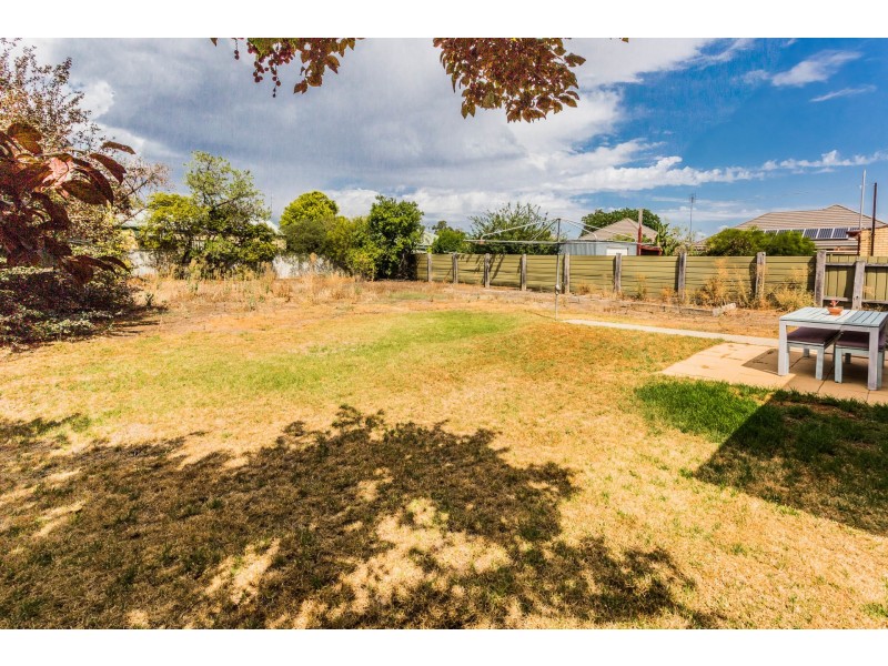 82 Mitchell Street, Echuca VIC 3564
