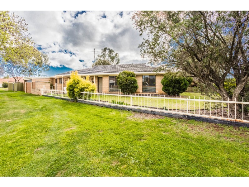 28 Regent Street, Moama NSW 2731