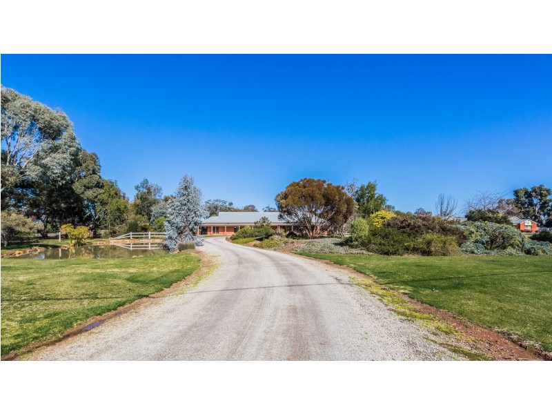 16 Kilkerrin Drive, Moama NSW 2731