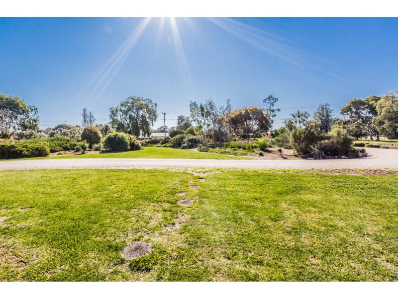 16 Kilkerrin Drive, Moama NSW 2731