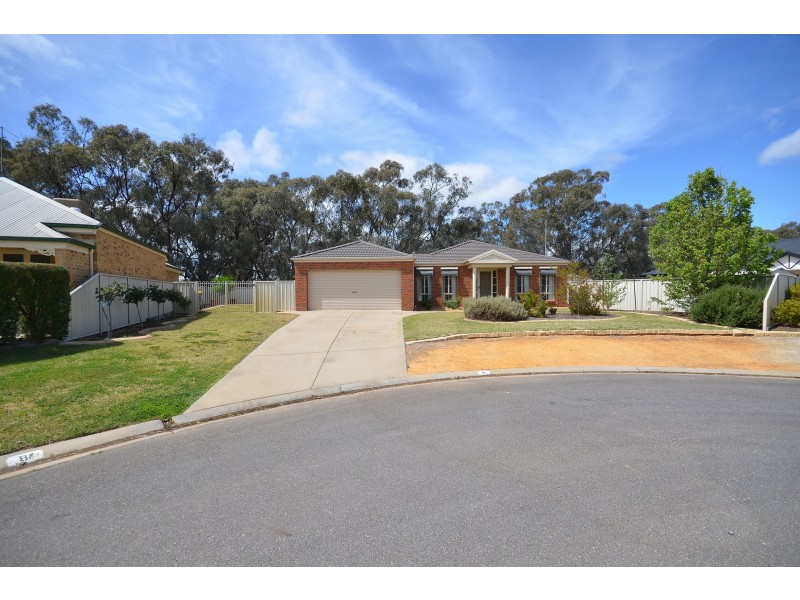 8 Harris Court, Moama NSW 2731