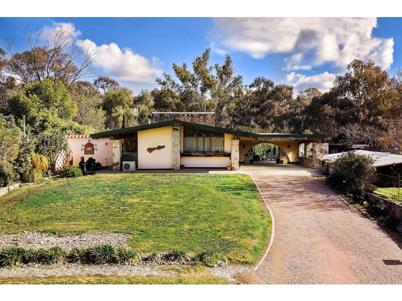 17 Bynan Street, Echuca VIC 3564