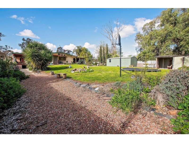17 Bynan Street, Echuca VIC 3564